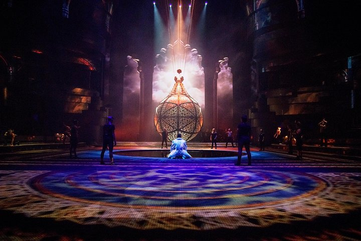 La Perle by Dragone Dubai : Get the Silver and Gold Ticket - Photo 1 of 7